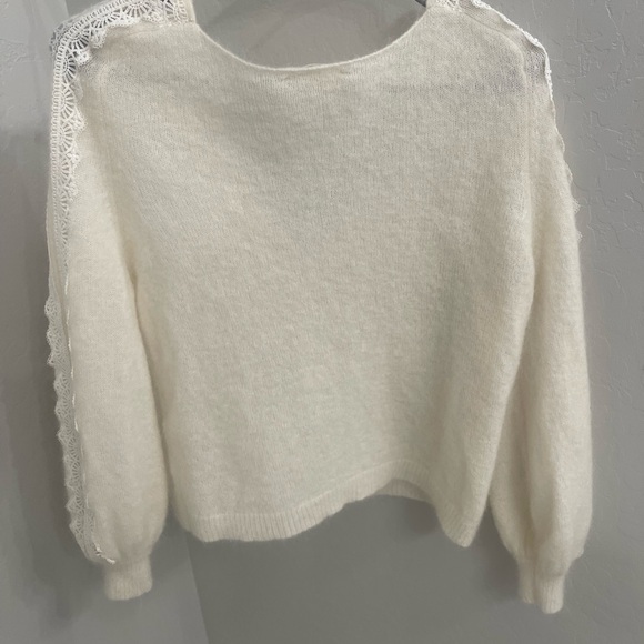Sezane Melody Cardigan with Knitted Texture - Picture 4 of 6